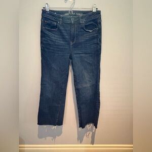 American Eagle Outfitters Kick Boot Raw Jeans in Size 6 Short